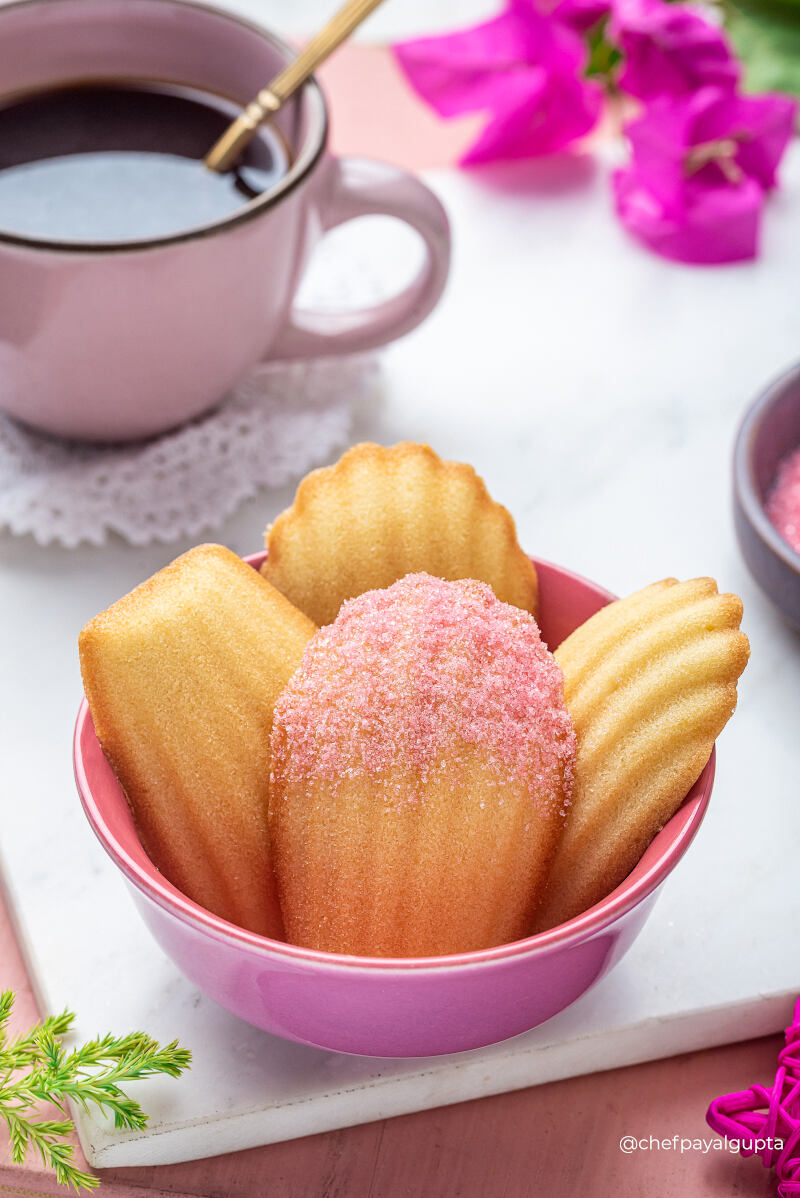 The Vanilla Madeline makes the perfect afternoon snack with tea or gives the sweetest ending to a meal.