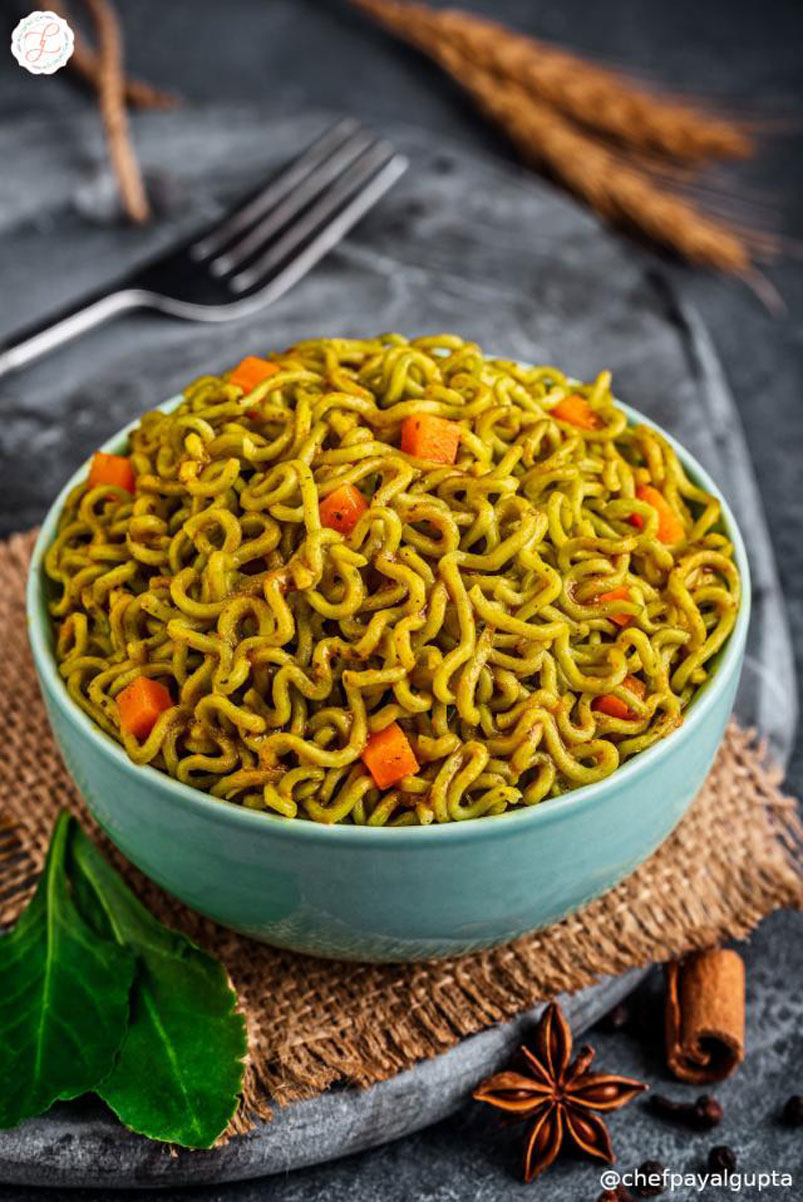 food photography, healthy noodles, atta noodles, atta noodles with spinach, diet noodles